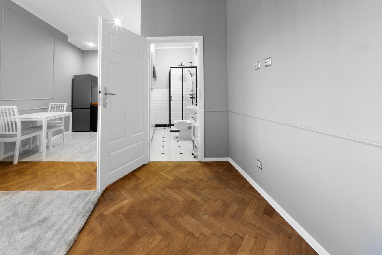 Aleja Krasinskiego 5 By Homeprime Krakow Exterior photo